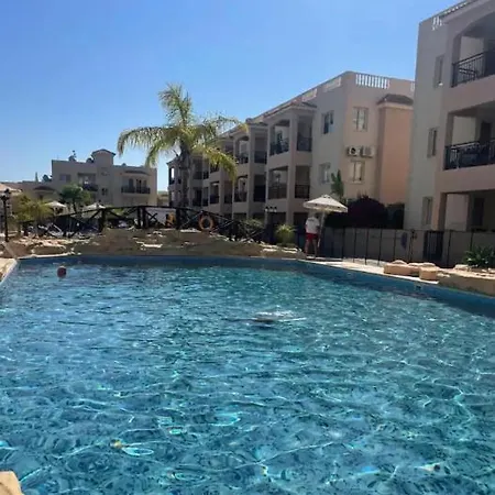 Noyas Place- Amazing 2bdrm With Swimming Pool Complex Pafos