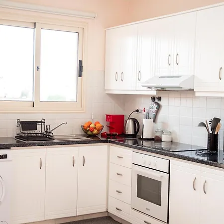 Apartament Noyas Place- Amazing 2bdrm With Swimming Pool Complex Pafos